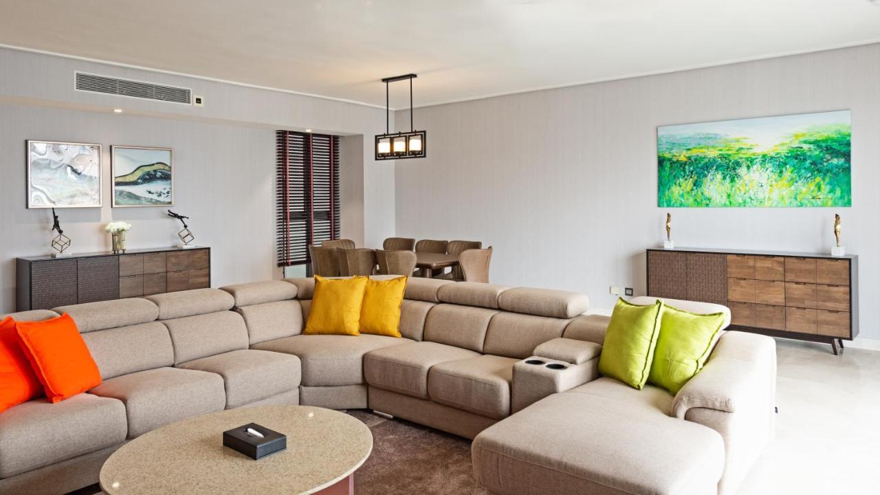 Apartment Trillion By Slg